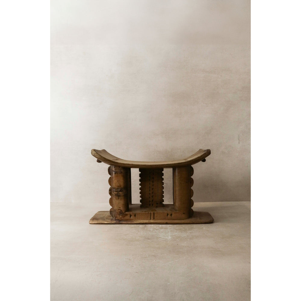 Ashanti Stool - 140.1