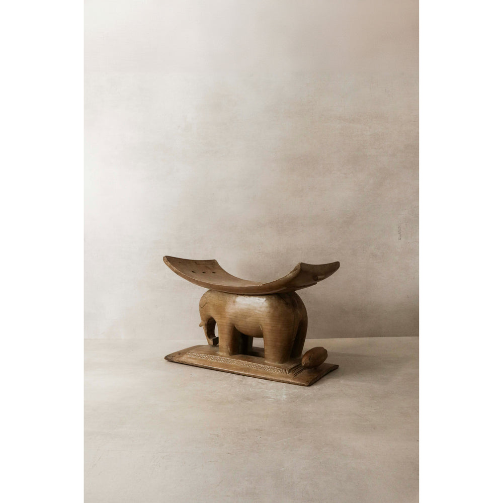 Ashanti Stool - 138.1