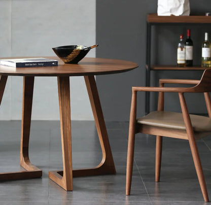 Bashira Dining Table - Living with Luxury