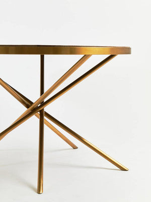 Jana Natural Wooden Round Dining Table – close-up