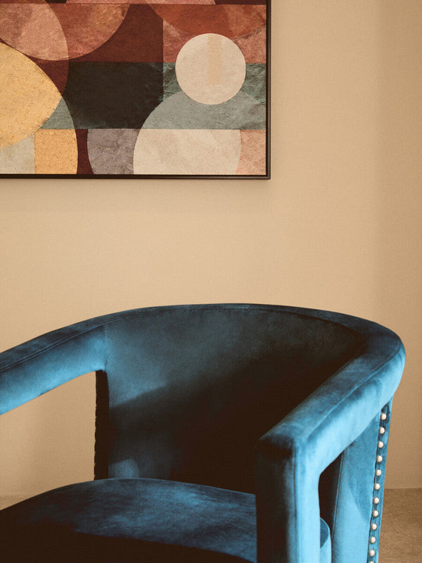 Hestia Blue Velvet Swivel Chair – detail 2