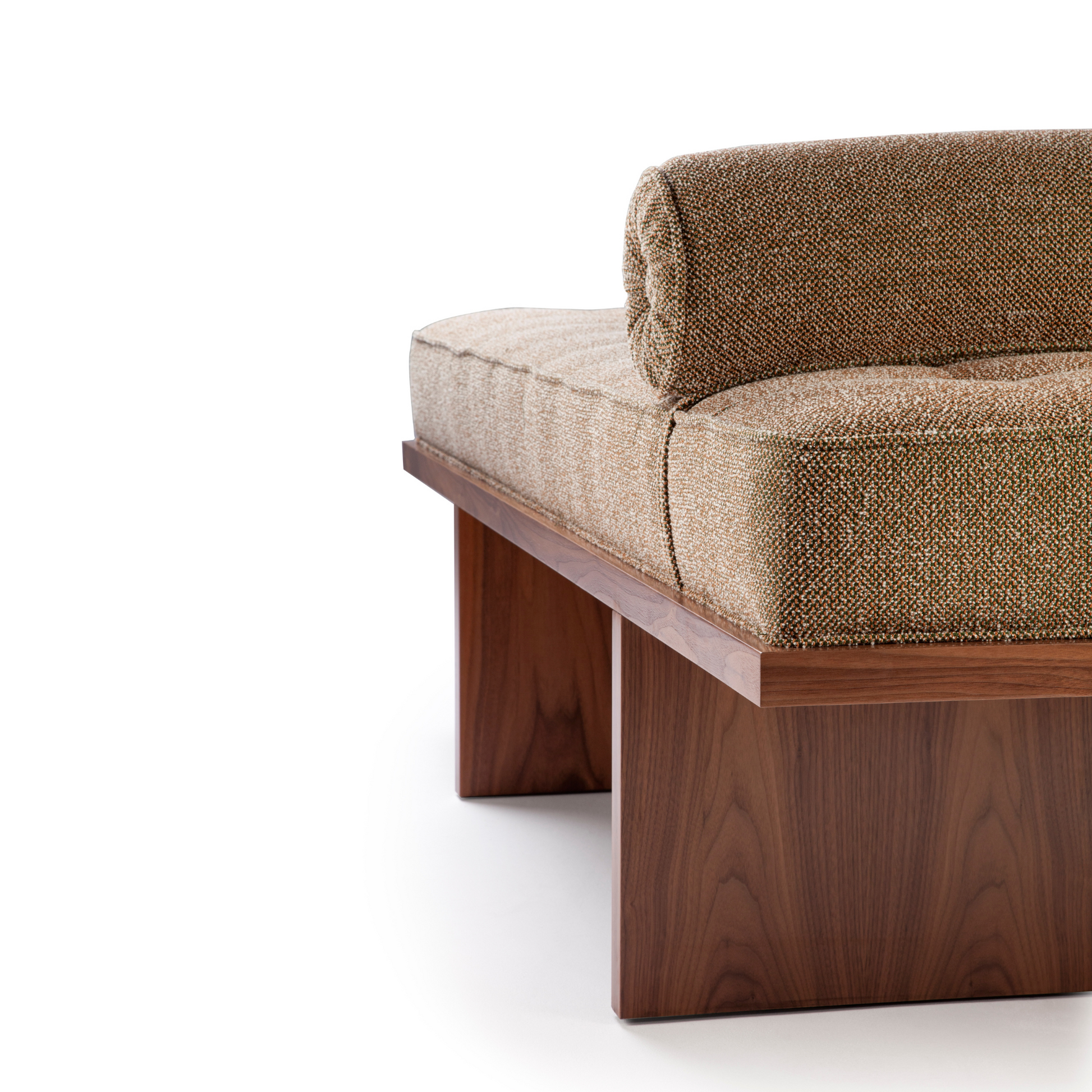 Frederic Daybed - Living with Luxury