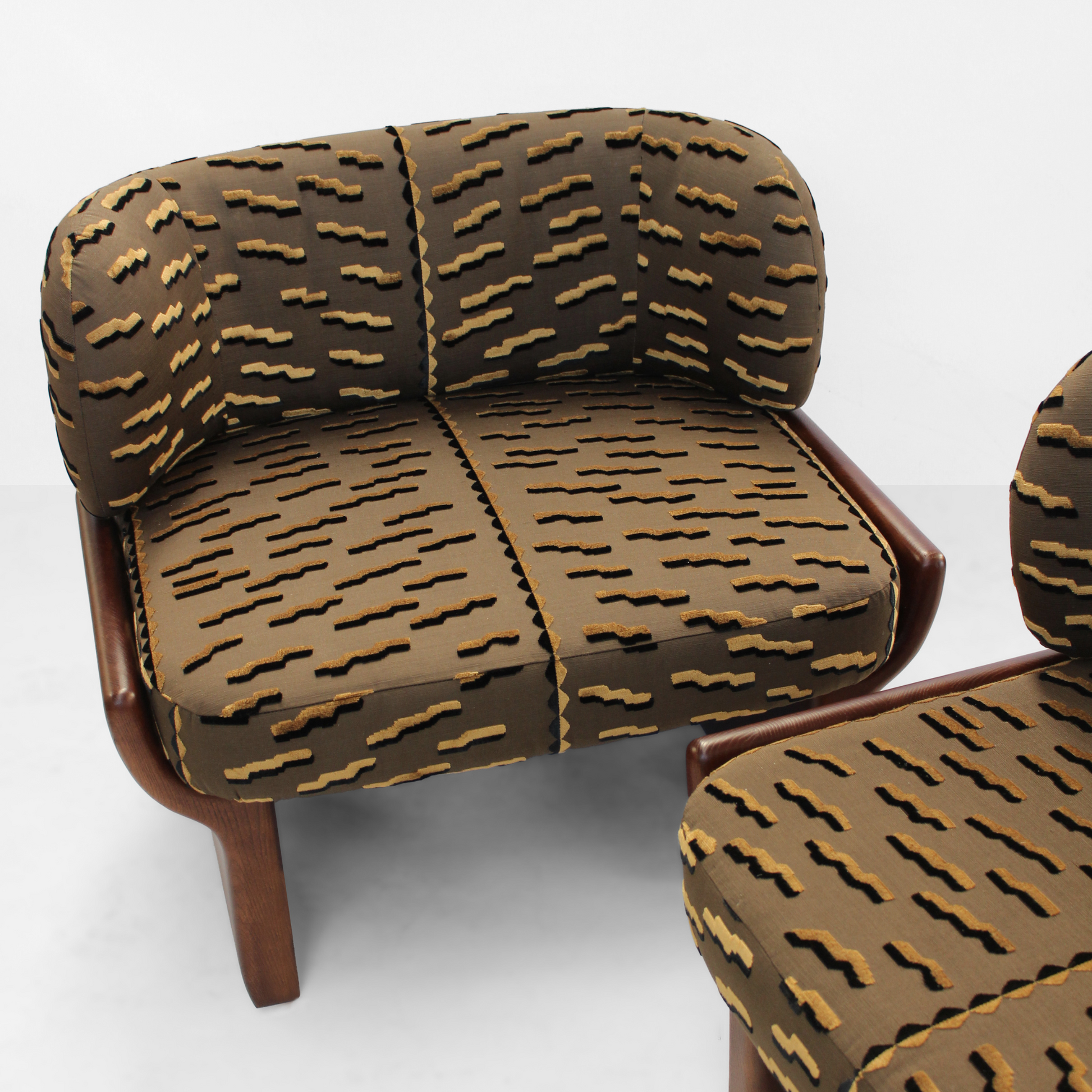 Lucky Armchair - Living with Luxury