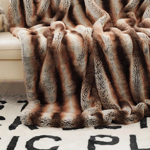 Takora Throw – in room setting
