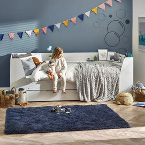 CYCLONE DAYBED ALL WHITE - Living with Luxury