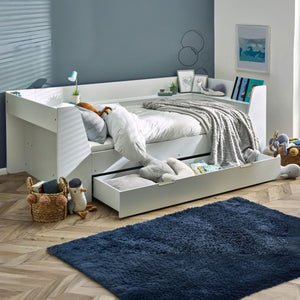 Cyclone Daybed - Living with Luxury
