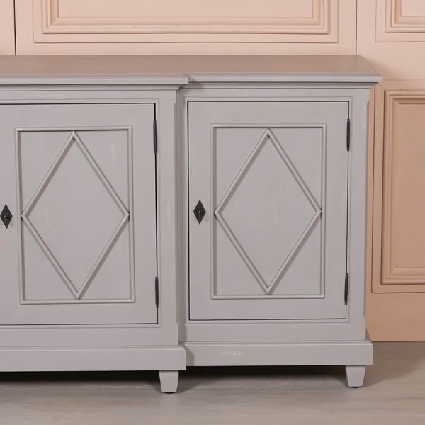 Classical Distressed Sideboard 206cm – view 2