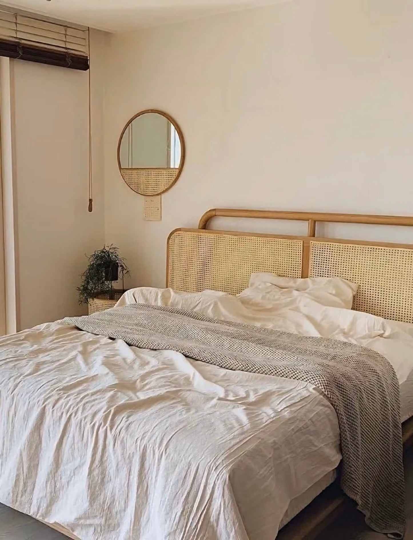 Mitsuru Mirror - Living with Luxury