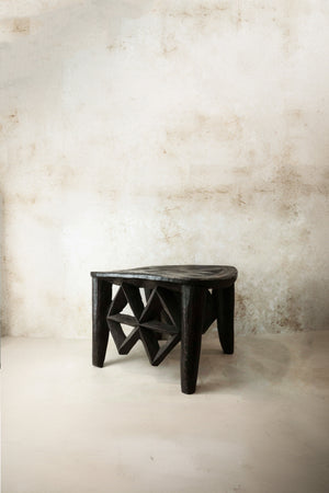 Nupe Table/Stool – detail