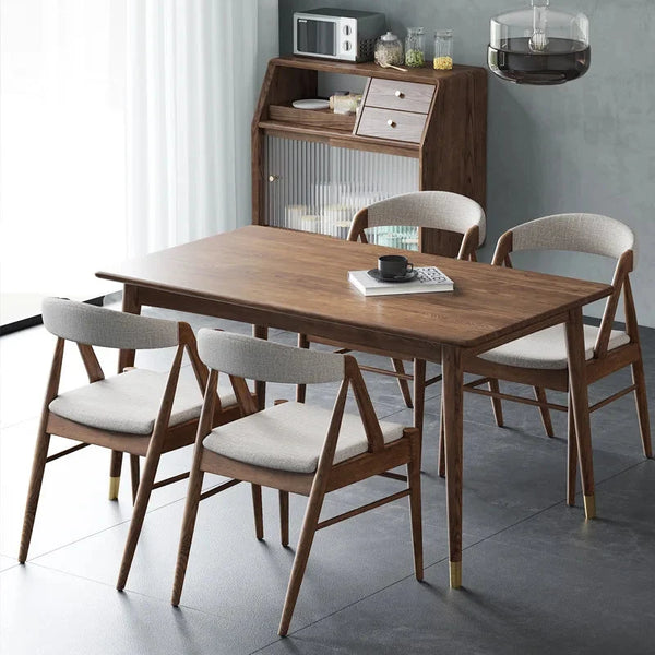 Zonka Chair – in room setting