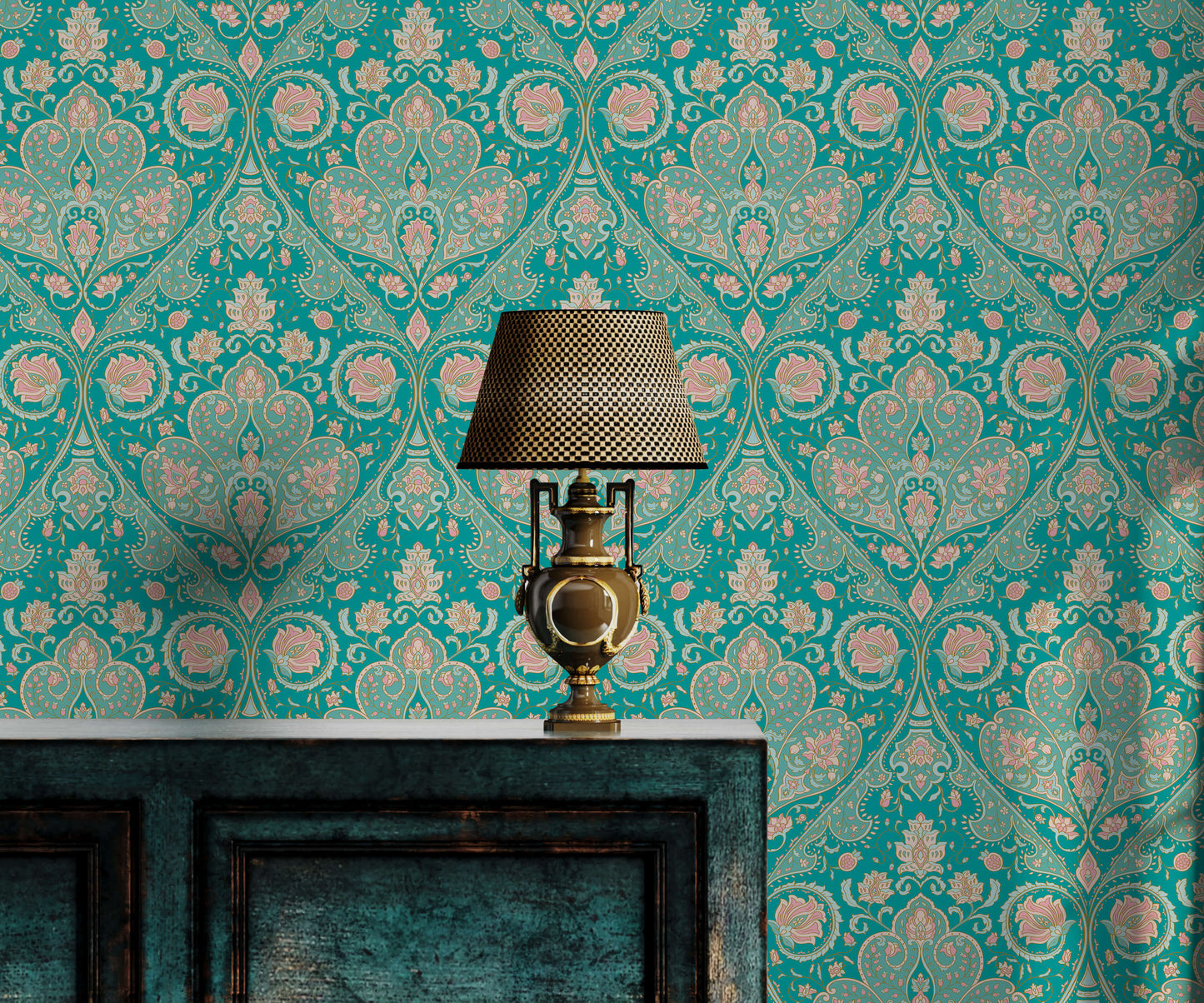 Hourani - Living with Luxury