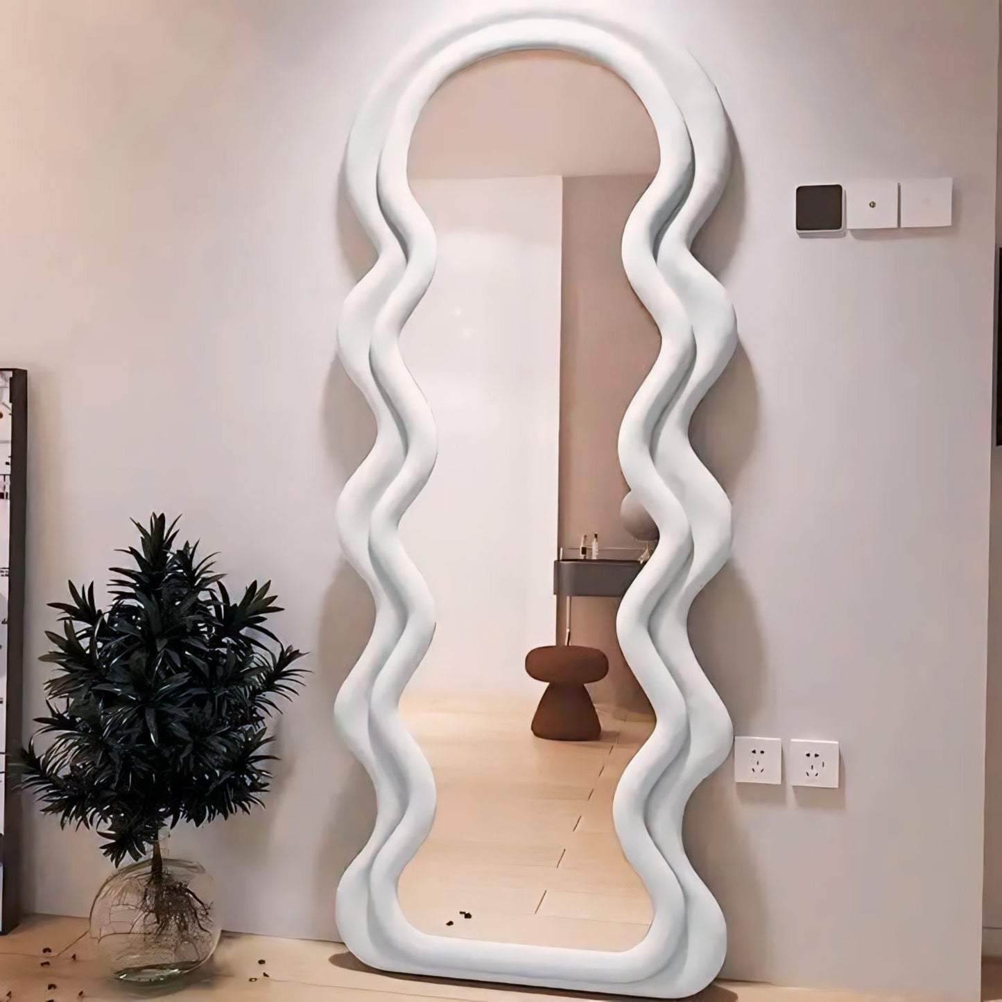 Yuzo Mirror - Living with Luxury