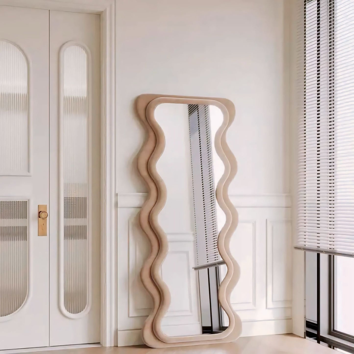 Yuzo Mirror - Living with Luxury