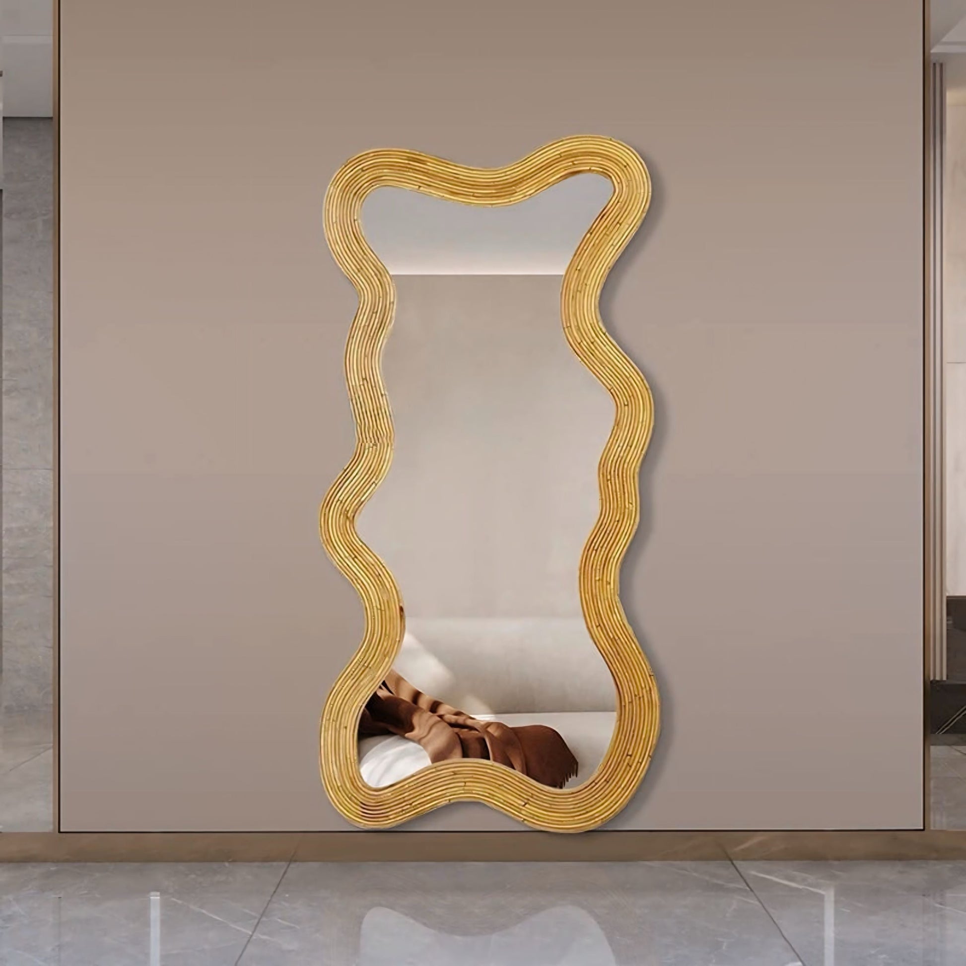 Moniwa Mirror - Living with Luxury
