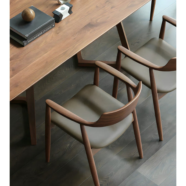 Yubi Chair