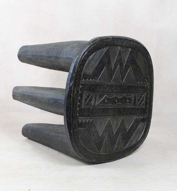 Nupe Table/Stool- 40.6 - Living with Luxury