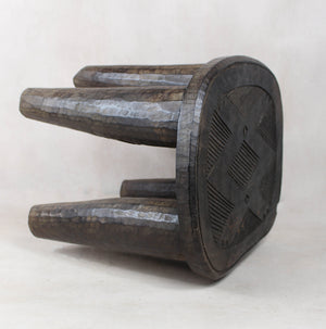 Nupe Table/Stool- 40.7 - Living with Luxury
