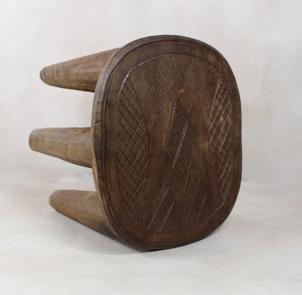 Nupe Table/Stool- 40.8 - Living with Luxury
