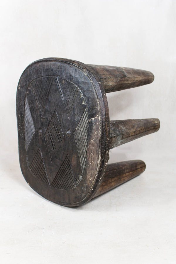 Nupe Table/Stool- 40.11 - Living with Luxury