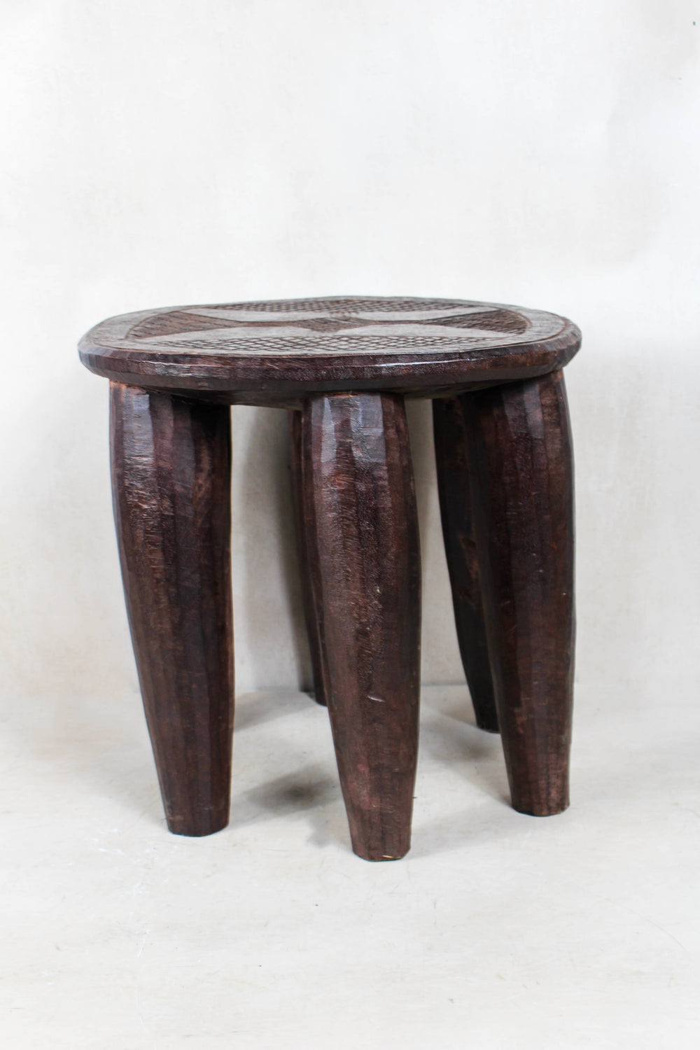 Nupe Table/Stool- 40.14 - Living with Luxury