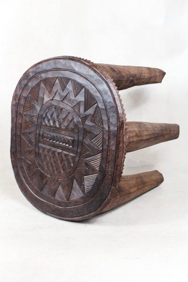 Nupe Table/Stool- 40.15 - Living with Luxury