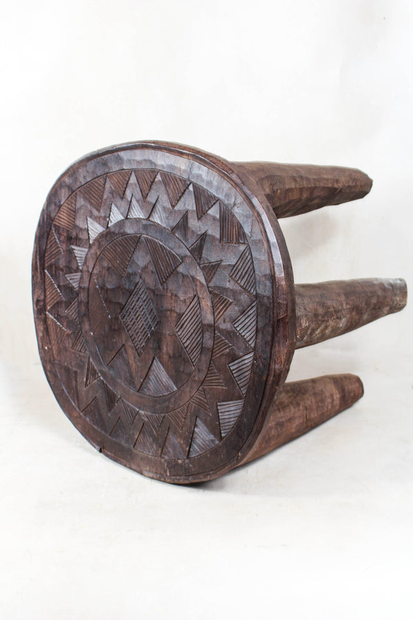 Nupe Table/Stool- 40.17 - Living with Luxury