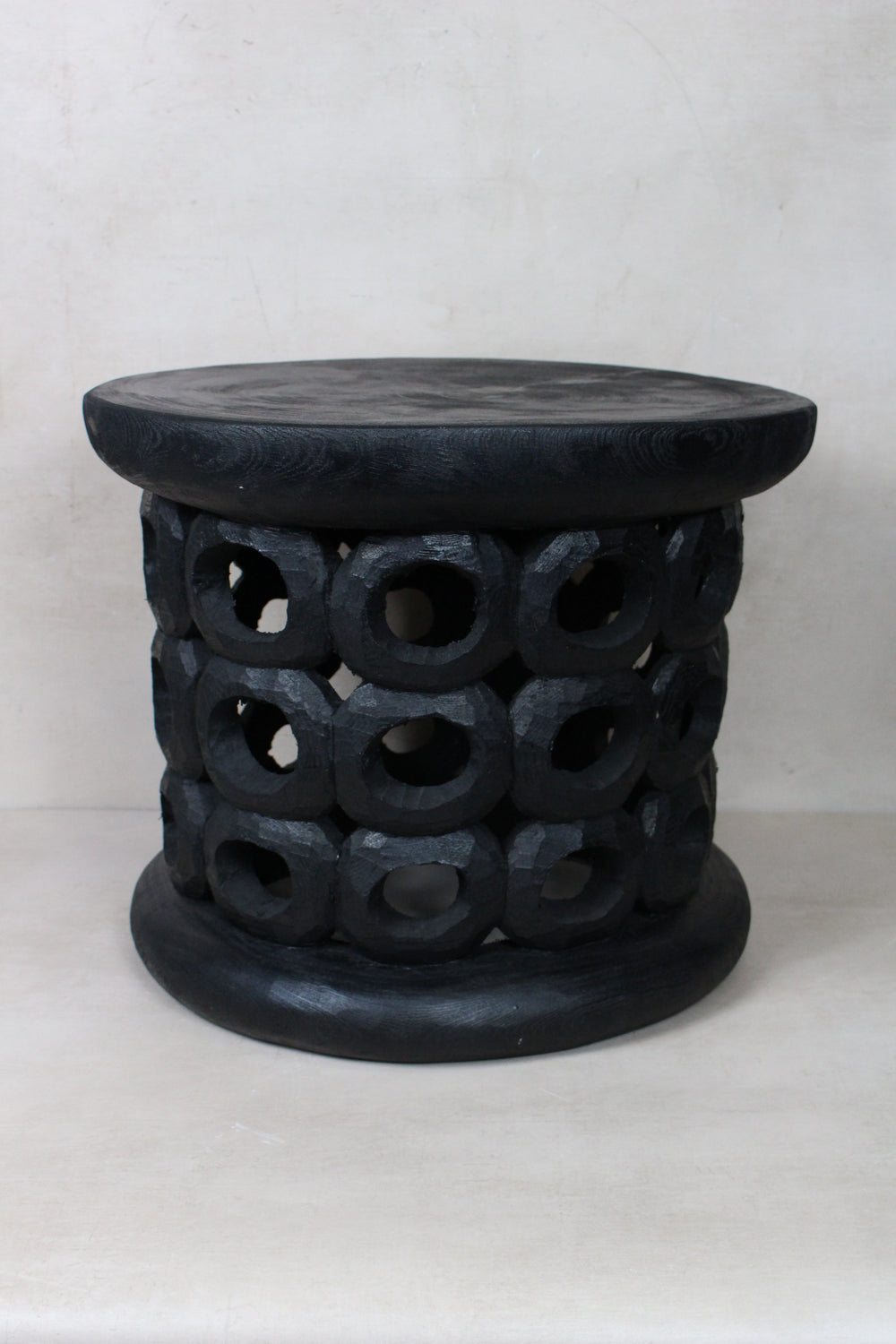 Donut Bamileke Table - Black - 137.1 - Living with Luxury