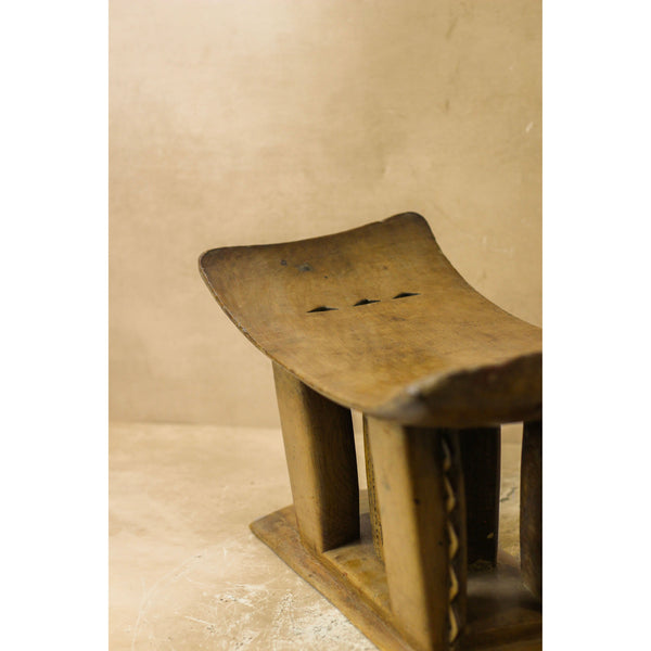 Ashanti Stool - 138.2