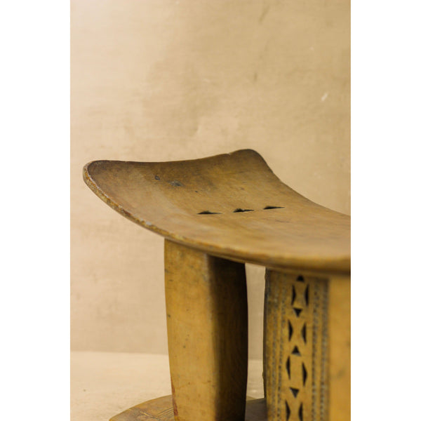 Ashanti Stool - 138.2