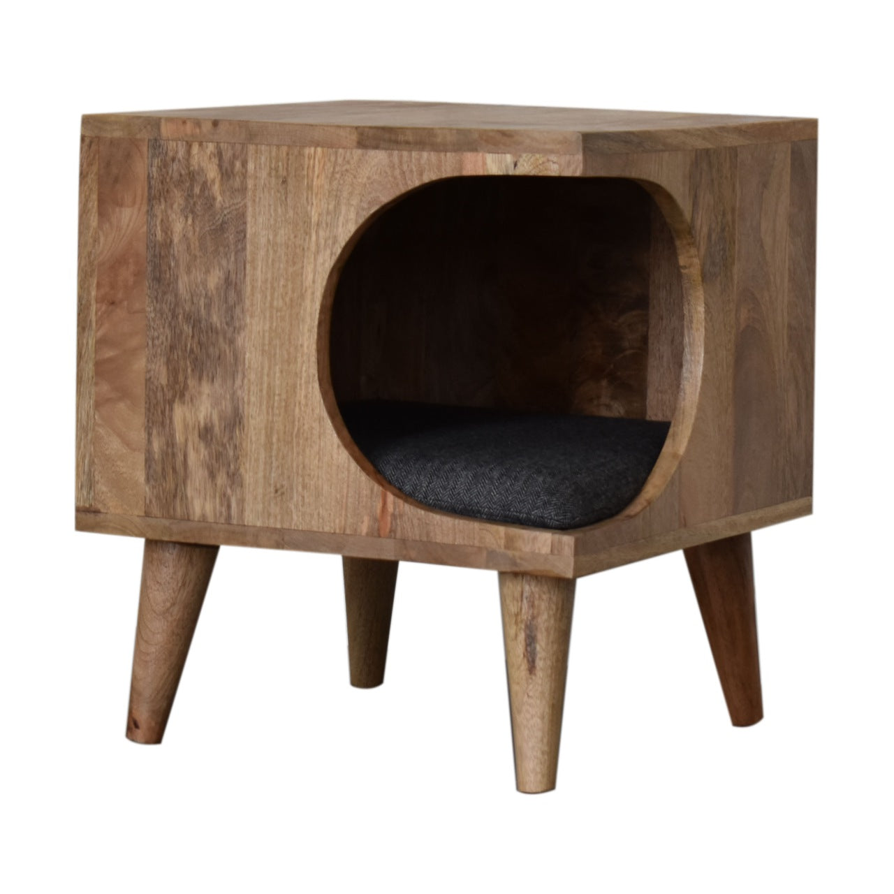 Nordic Cut-out Pet Bed - Living with Luxury