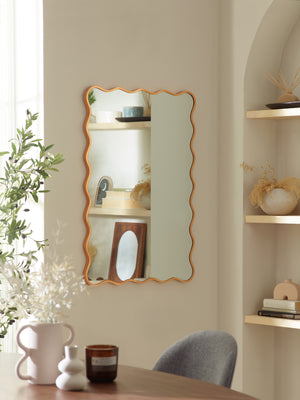 Stevie Wavy Edge Wall Mirror - Gold - Living with Luxury