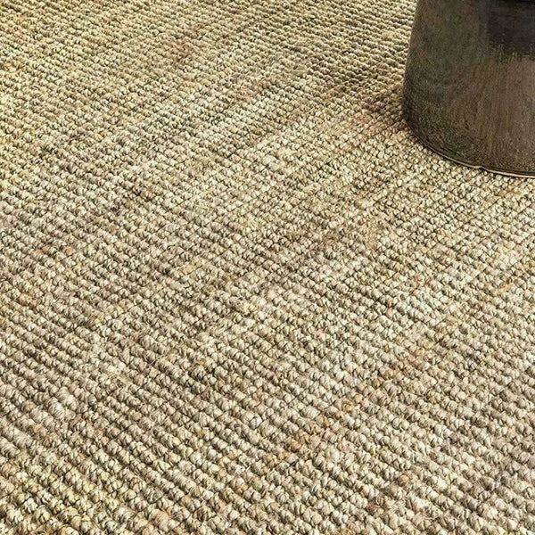 Joto Rug – in room setting