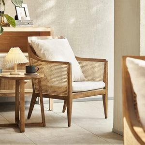Inamito Chair – front view