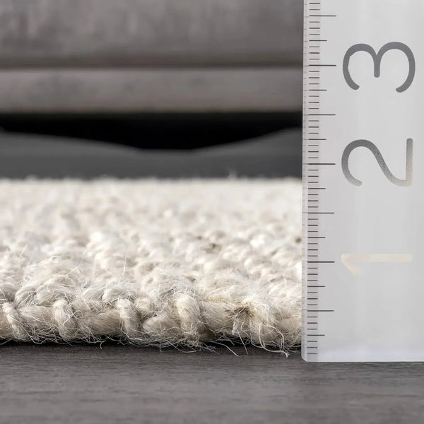 Lamion Rug – side view