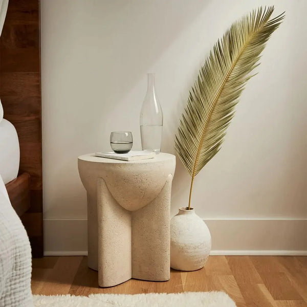 Hotila Side Table – front view