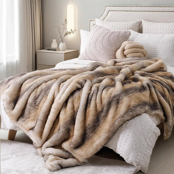 Yūgen Throw - Living with Luxury