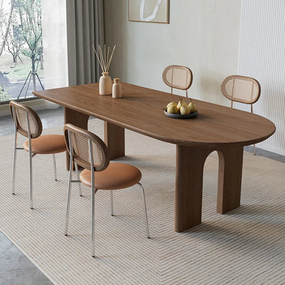 Uta Dining table - Living with Luxury