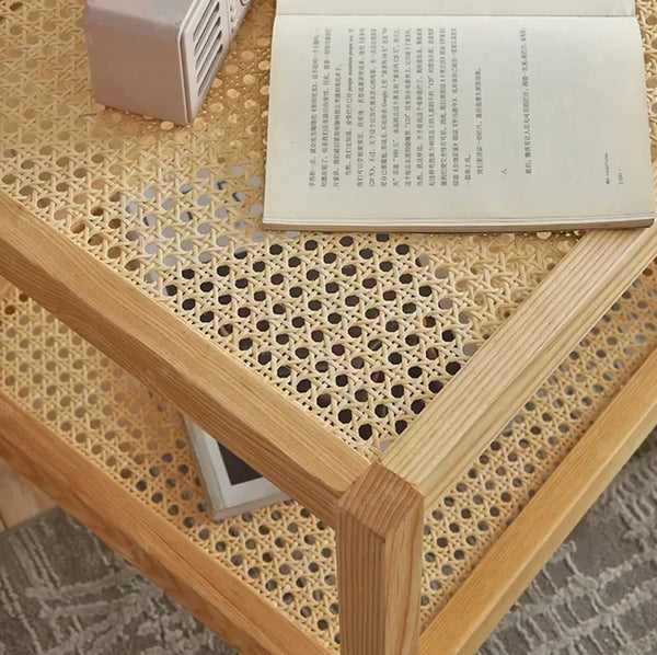 Akana Side Table