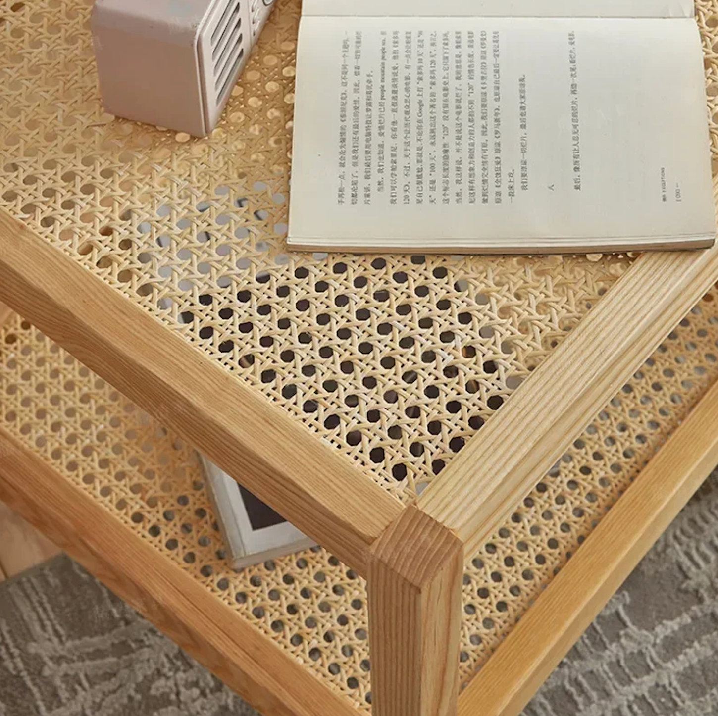 Akana Side Table - Living with Luxury